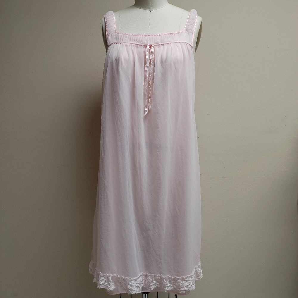 Vtg Sis. Wt Grant Pink Chiffon Nightgown M
